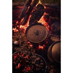Camping Cookware Campfire Pre Seasoned Cast Iron Camp Oven 9 Quart -Camping Equipment Sales Shop BCF 213608 09 hi res