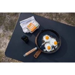 Camping Cookware Campfire Pre Seasoned Frypan 25cm -Camping Equipment Sales Shop BCF 213614 04 hi res