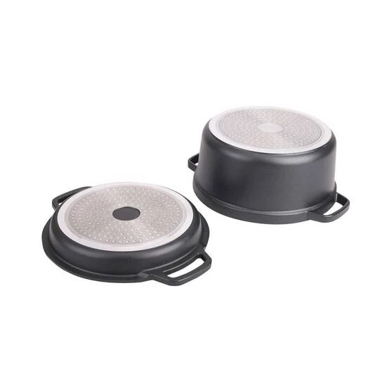 Pots, Pans, And Billies Wanderer Non Stick Roaster With Lid 4 Pots, Pans, And Billies Wanderer Non Stick Roaster With Lid - Image 2