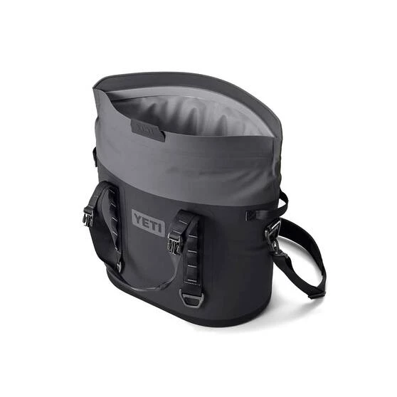 Iceboxes And Soft Coolers YETI® Hopper® M30 Soft Cooler Charcoal 5 Iceboxes And Soft Coolers YETI® Hopper® M30 Soft Cooler Charcoal - Image 3
